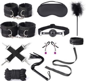 BDSM Plush 11 delige Set Zwart